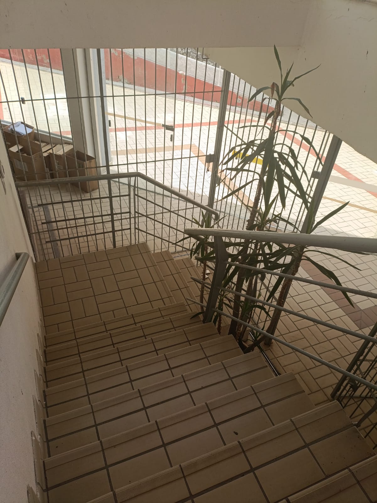 SALAS COMERCIAIS PARA ALUGUEL AO LADO DO POUPATEMPO  EM ITANHÉM SP