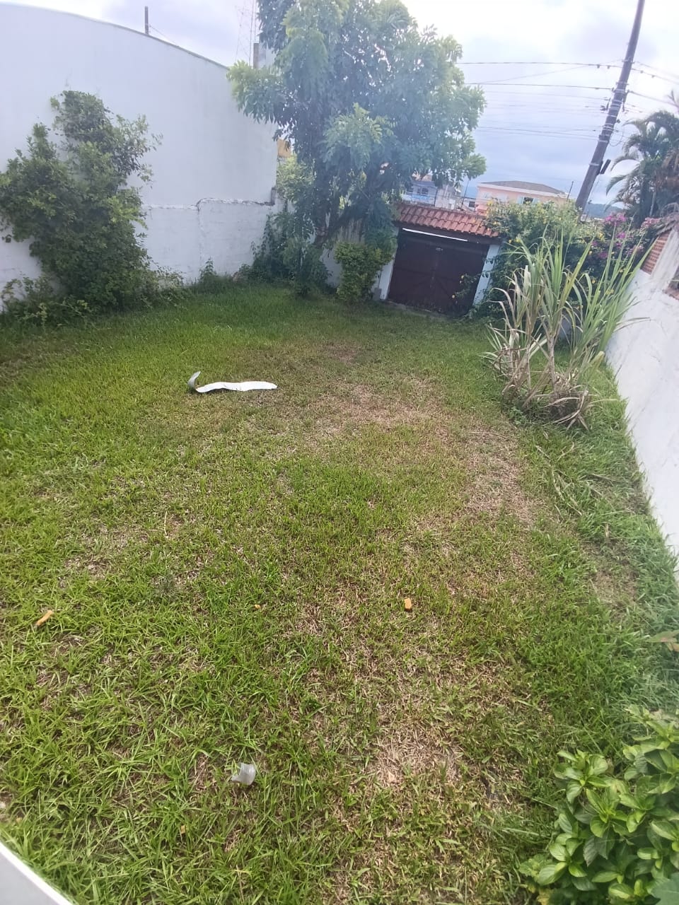 NÃO PERCA ESTA OPORTUNIDADE!!! CASA NO CENTRO DO SUARÃO A 400 METROS DO MAR EM ITANHAÉM/SP